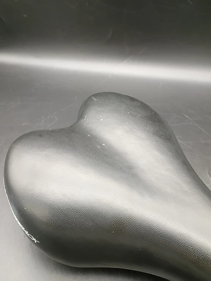 Asiento de sillín de bicicleta de montaña Diamondback Cionlli negro se adapta a la mayoría de las bicicletas Foto 4 de 4