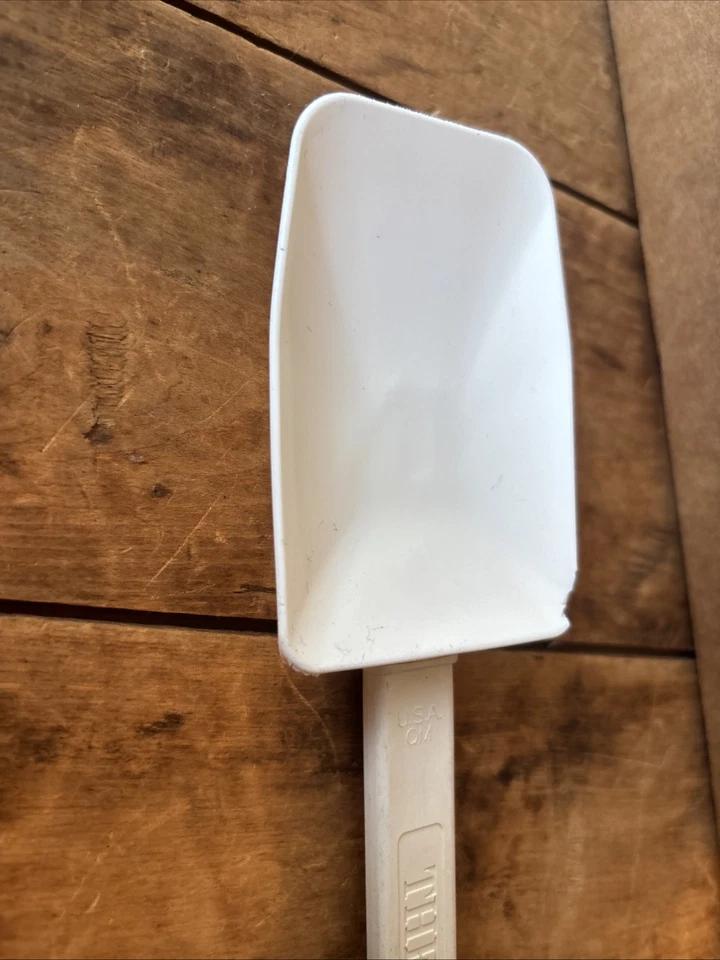 Pampered Chef Mix 'N Scraper Large Heavy Duty Silicone Spatula White USA - Image 2 of 4