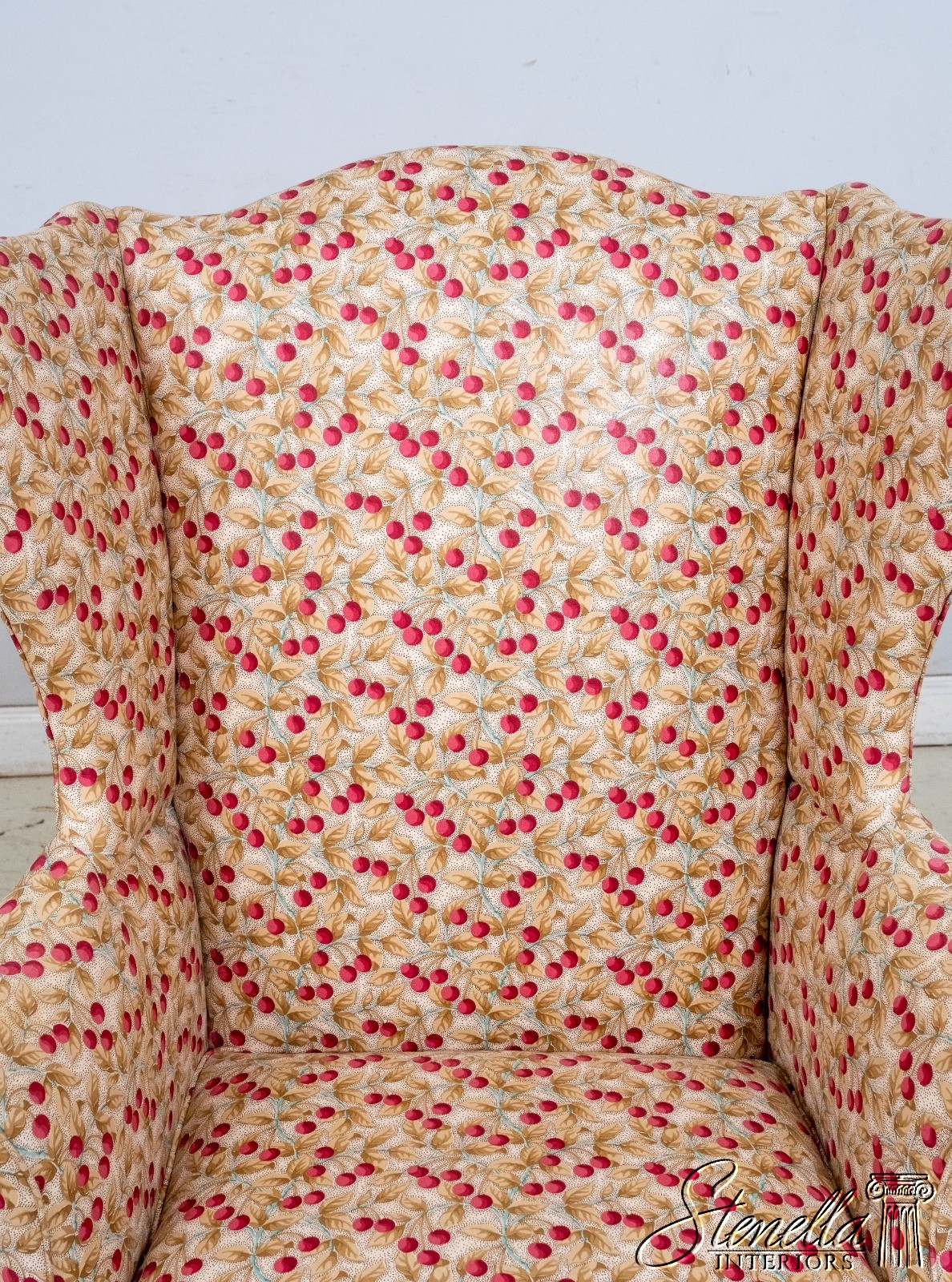 70082: SOUTHWOOD Ball & Claw Wing Back Upholstered Chair