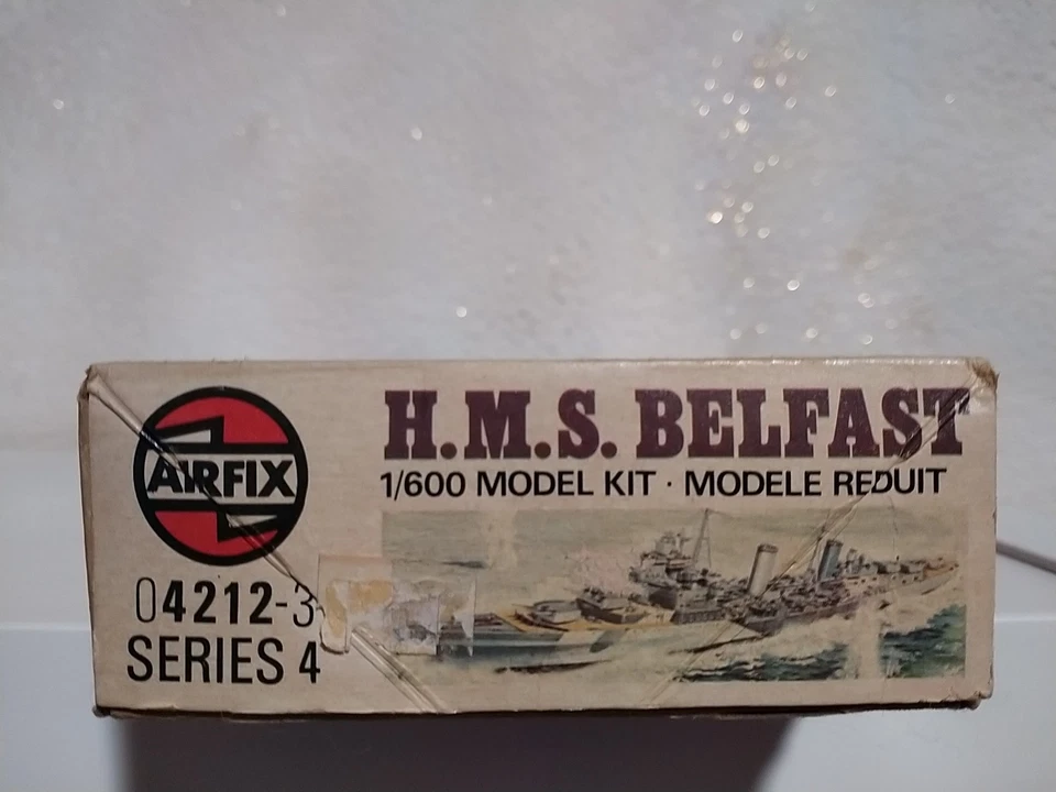 Airfix Nave Militare H.M.S. Belfast 1/600 Model Kit - Immagine 4 di 4