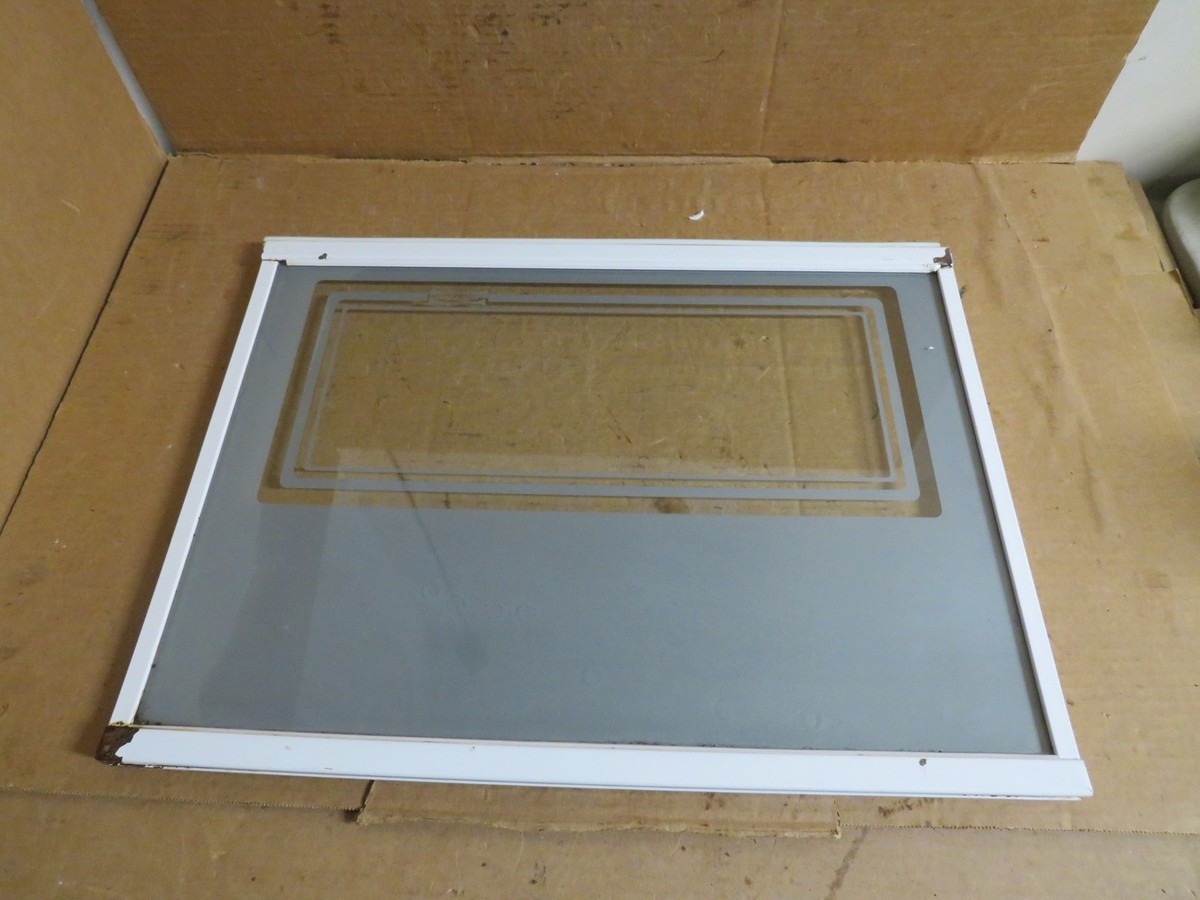 Sub-Zero 642 Refrigerator Crisper Shelf - Some Rust Part # 4151760