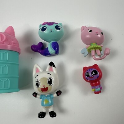 Dreamworks Gabby's Dollhouse figures Pandy Paws , Mercat & DJ