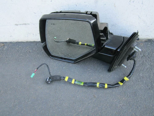 em01101 Cadillac Escalade 2015 2016 2017 2018 LH Side Door Rear View Mirror OEM