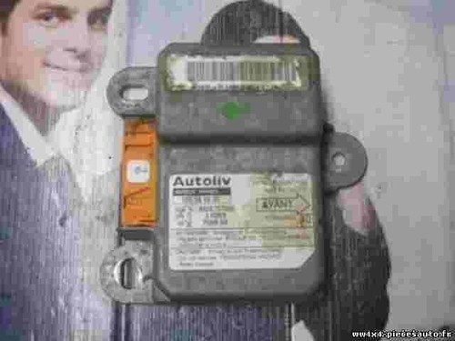 Airbagsensor Airbagsteuergerät  Peugeot 406 AQ 9628757080 550539600 550 53 96 00