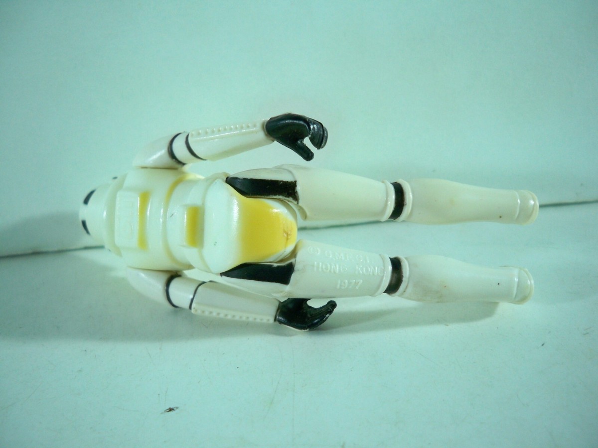 K24i00862 FIRST 12 STAR WARS 1977 FIGURE SET W/ FULL CARDS