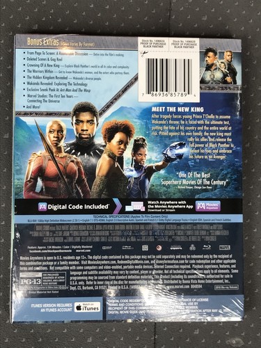 Black Panther Target Exclusive Blu-Ray Digital HD w/40 Page Book MCU Sealed New - Picture 2 of 3