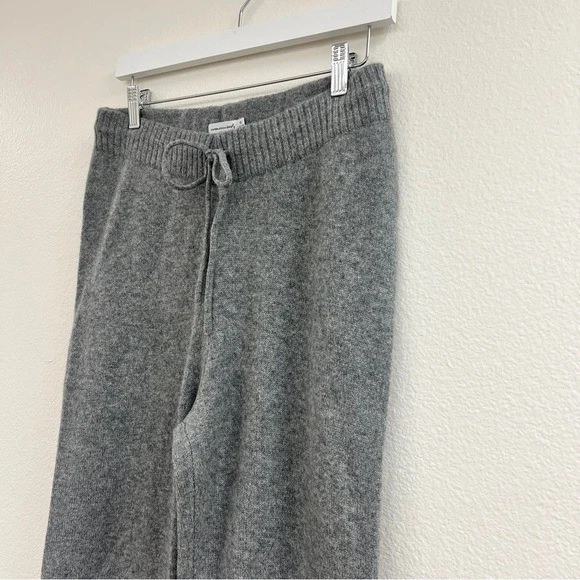 $248 NWT Gray Unsubscribed Cashmere Knit Lounging Lounge Pants Medium - Image 3 of 4