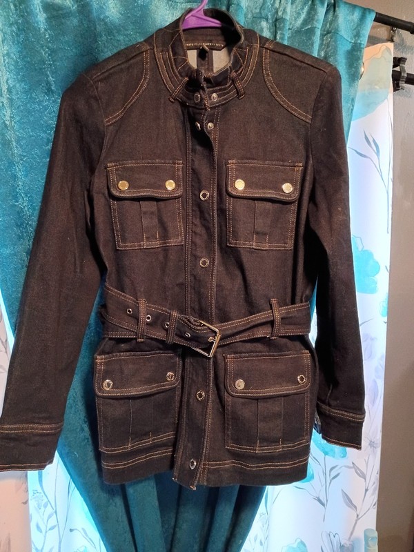 Women's "White House Black Market Denim Jacket size 6P