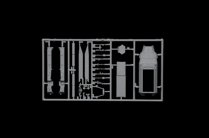 ✅ITALERI 7077 - Scala 1 : 72 Sd.Kfz. 251/8 AMBULANCE Germania Seconda G.M. - Immagine 3 di 4
