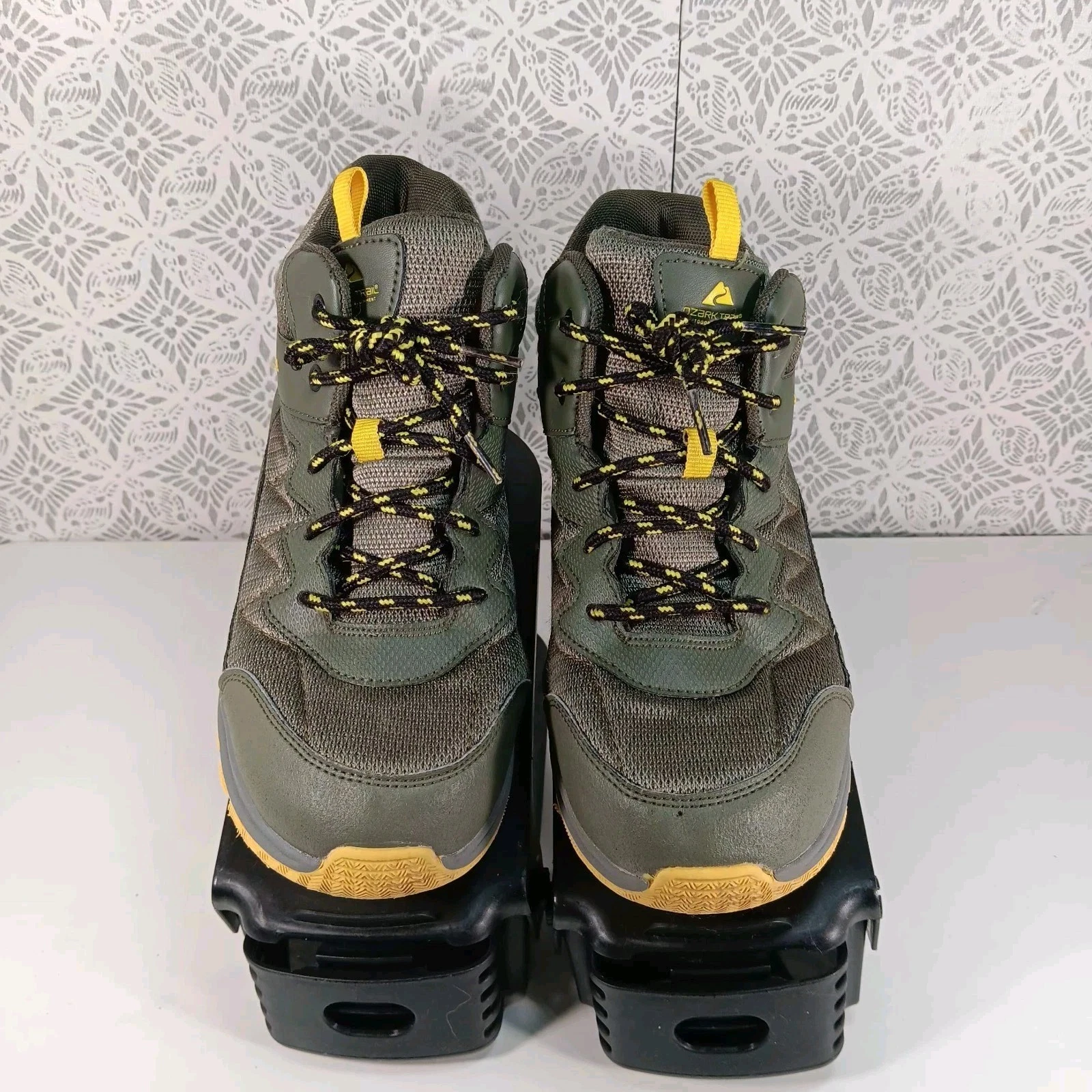 Ozark Trail Women's Hiking Boots Size 5 Green Yellow Outdoor Camping Trek