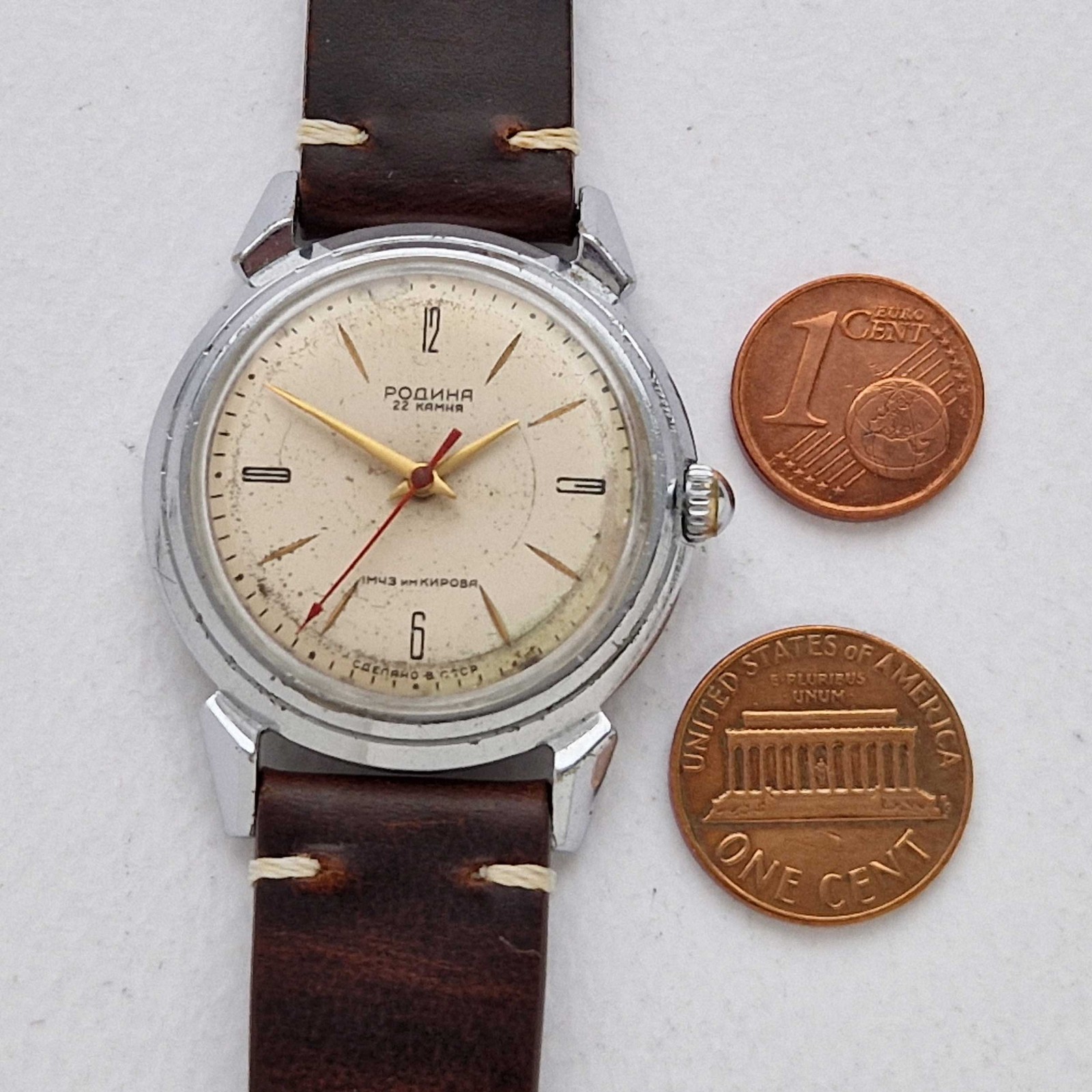 Early Vintage Soviet Mechanical watch RODINA 22 Jewels Automatic 1MChZ Kirova