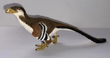 DEINONYCHUS Animal Figurine Safari Ltd. Toy  Prehistoric World Dinosaur Bird