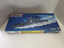 PLASTIC MODEL 1/700 US NAVY AEGIS DESTROYER DDG-54 CURTIS WILBUR SKYWAVE SERIES