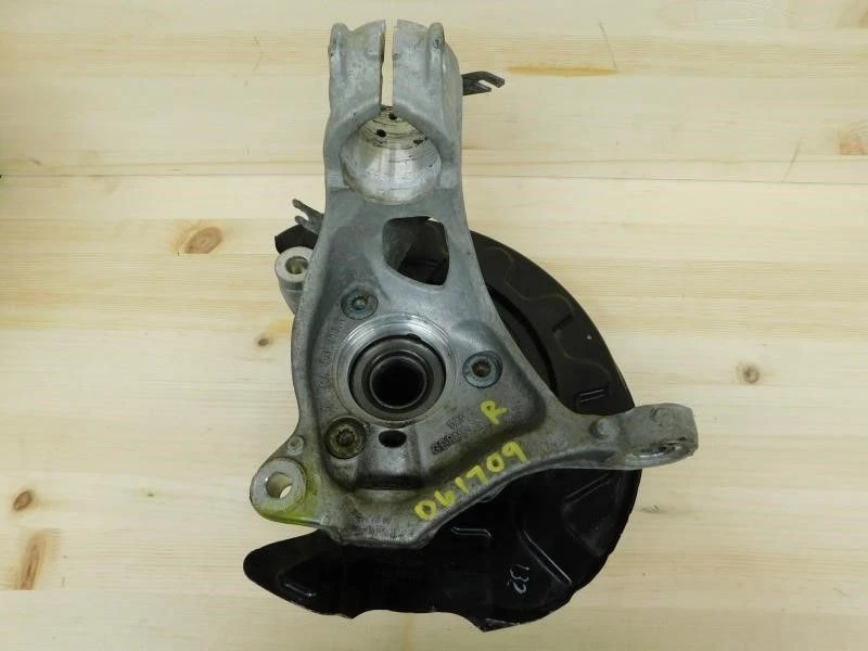 Husillo/nudillo delantero derecho pasajero aluminio para AUDI A3 371969 15-17 Foto 2 de 4