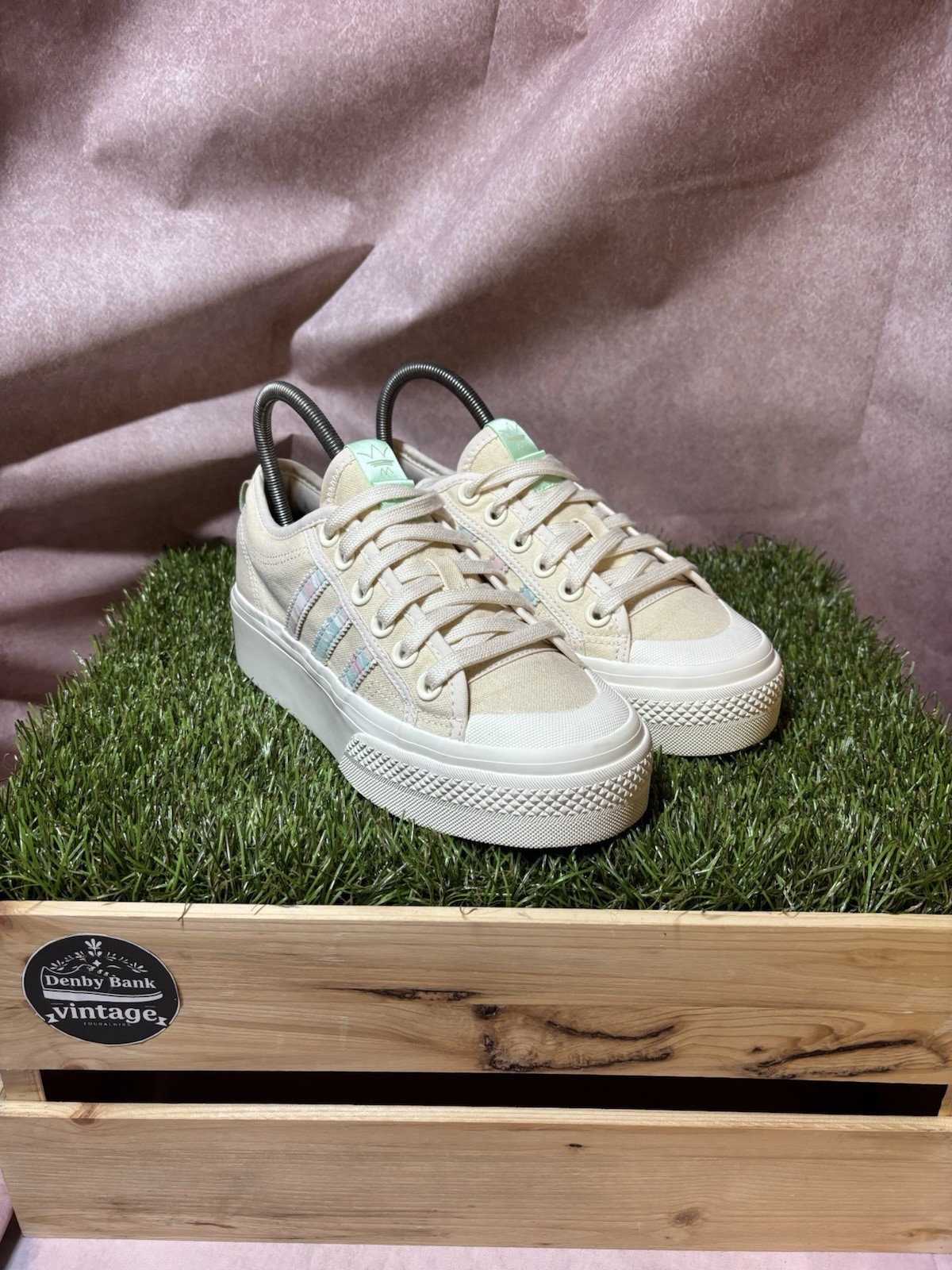 Adidas Originals Nizza Platform sneakers in chalk white with watercolour Uk 3.5