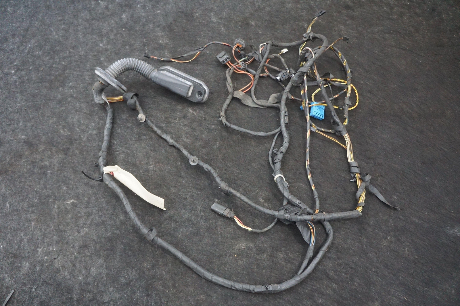 Rear Right Door Wire Harness Cable OEM 9234029 Rolls Royce Ghost Series I 2011