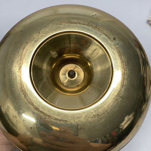 Vintage Brass Chamber Candle Holder Large Drip Tray Handle - Picture 7 of 10