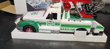 HESS 1994 Rescue Truck MINT BRAND NEW IN BOX(NOS)