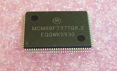 QTY (5) MCM69F737TQ8.5 MOTOROLA QFP-100 128Kx36 SYNCHRONOUS SRAM NOS