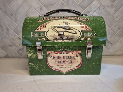 JOHN DEERE TRACTOR TIN LUNCHBOX PLOW CO 1904 FARMERS COMPANION DOMED LID HANDLE.