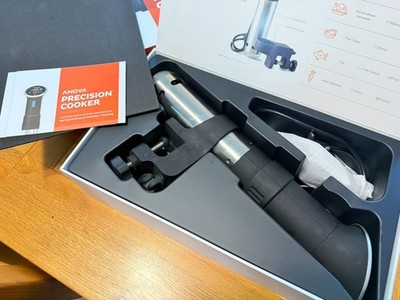 Anova Precision Sous Vide Cooker 900W, voll funktionsfähig verpackt, guter Zustand