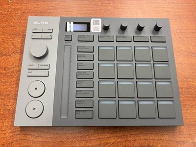 AlphaTheta SLAB Controller for Serato Studio