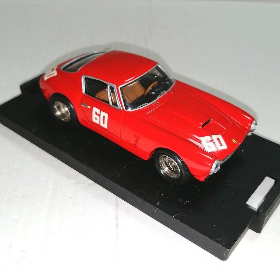 Ferrari 250 gt swb 1961 kit montato FDS 1/43 - Immagine 2 di 4