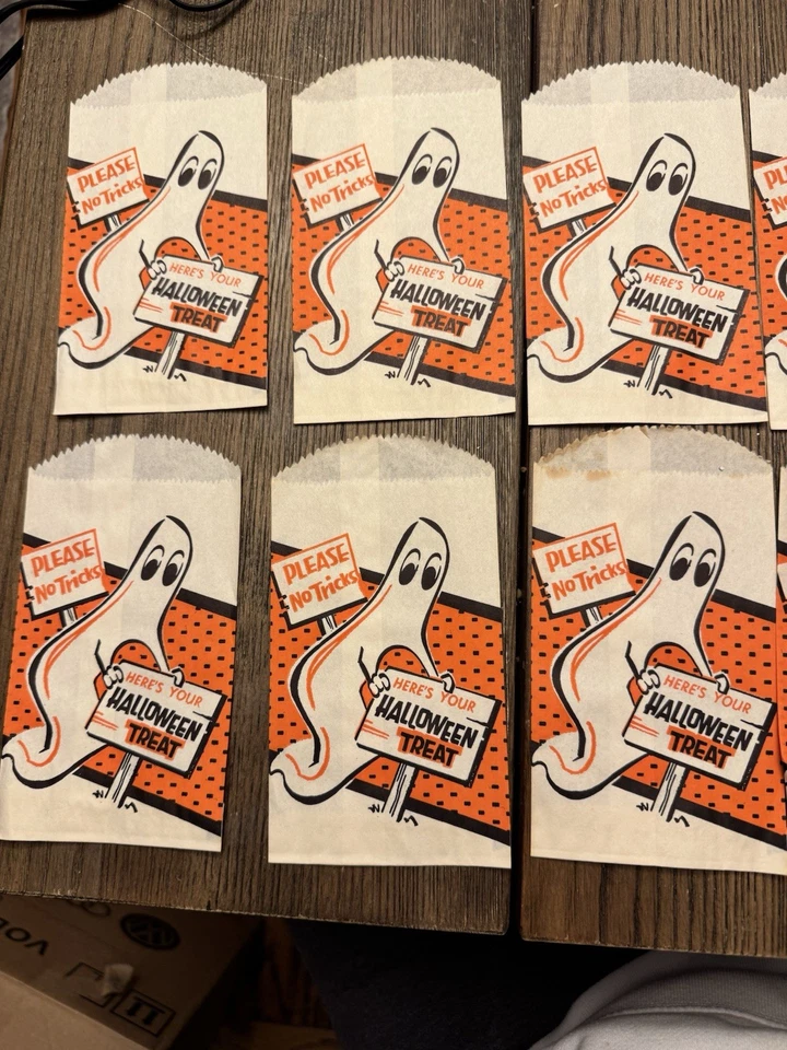 Lot Of 18 Paper Halloween Treat Bags 1950/1960 - Image 2 of 4