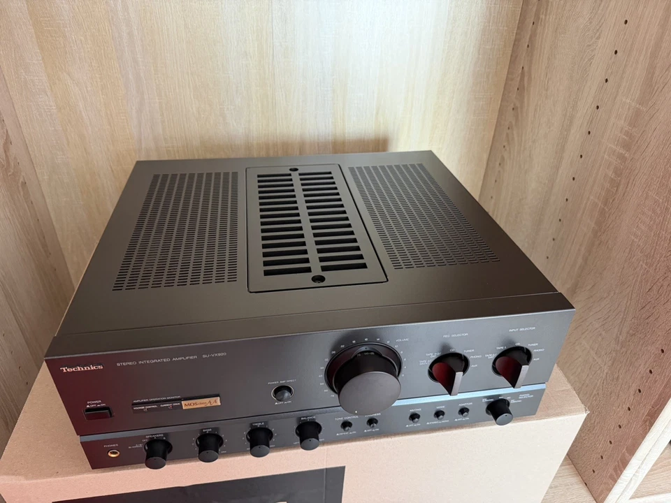 Amplificateur TECHNICS SU-VX920  en parfait état - Photo 2/4