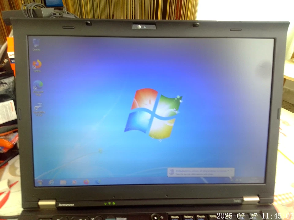 PORTATILE NOTEBOOK LENOVO T410 CPU CORE i5 560M 320 HD 4GB ram WINDOWS 7 pro - Immagine 2 di 4