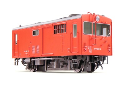 HOm/HOj/HOn3-1/2 JNR Kiwa-90 Boxcar Type DMU Kit NIB H0m Diesel