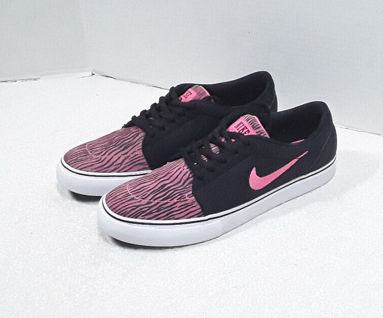 Nike Satire PRM Shoes Womens 8 Low Top Skateboarding Black Nike Satire PRM Shoes Womens 8 Low Top Skateboarding Black