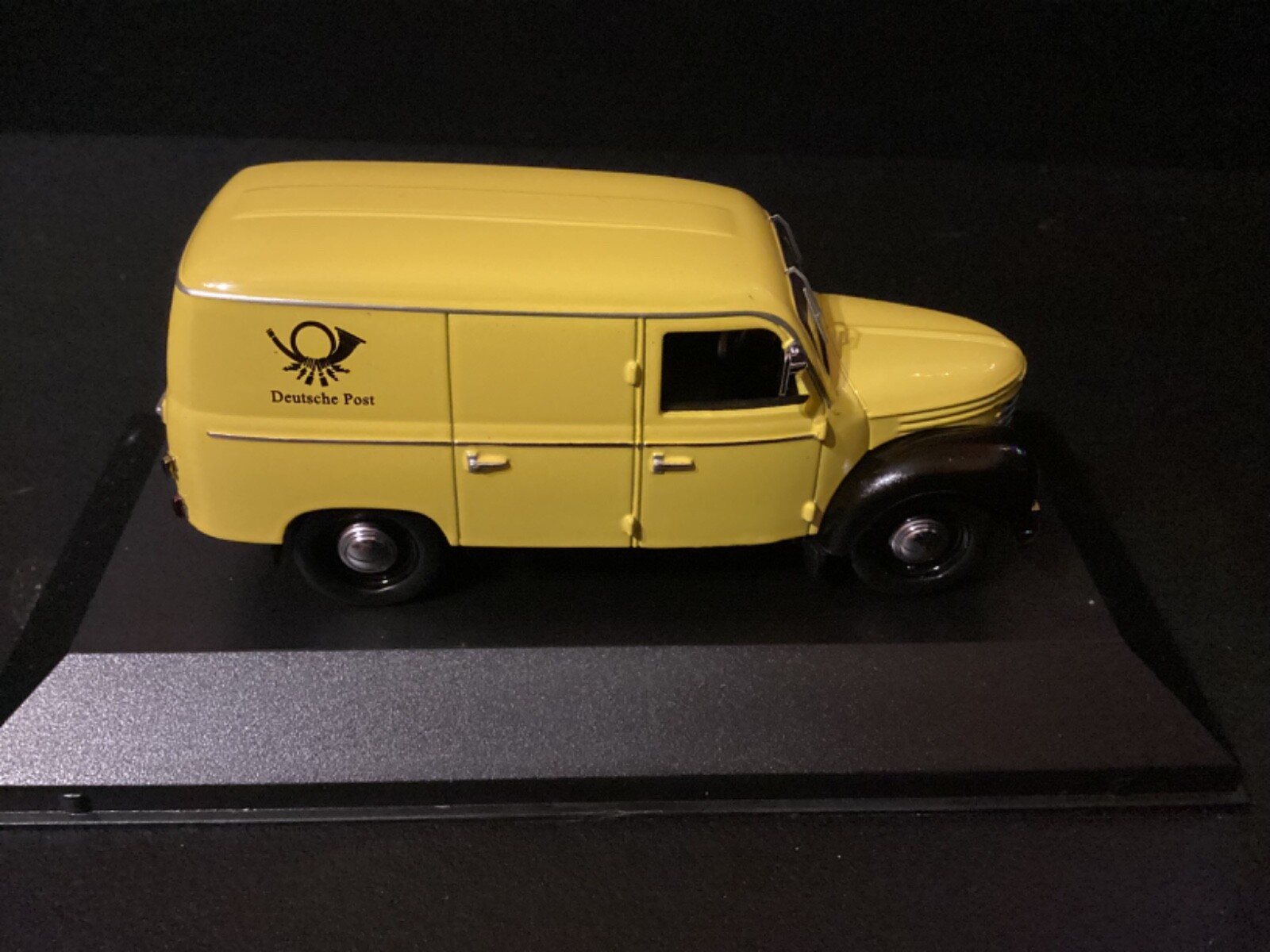 Picture 4 of 6