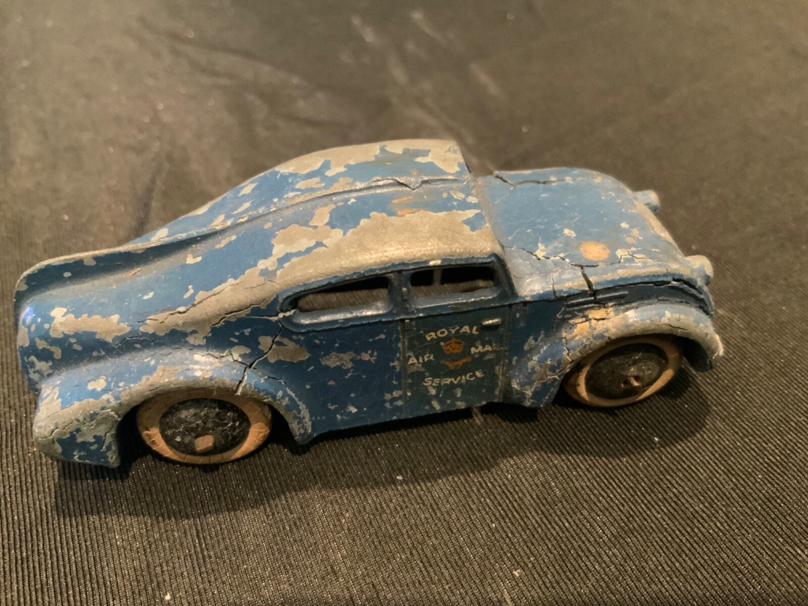 Dinky Toys Pre War 34a Royal Air Mail car - Picture 3 of 9