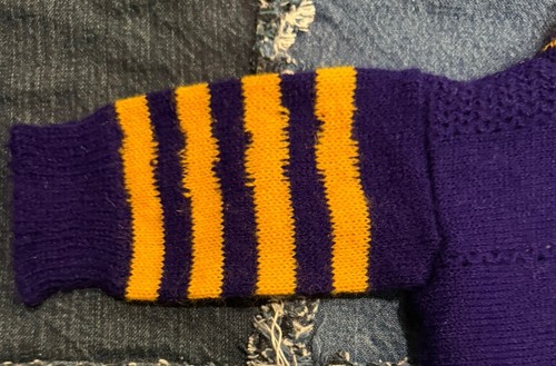 Vintage Knit Cardigan Washington Huskies Football Sweater USA Kids Baby Toddler - Picture 11 of 11