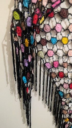 90s Vintage Crocheted Triangular Shawl Black & Multicolor Retro - Recycled - Picture 3 of 8