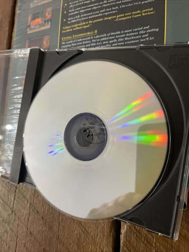 Ultima Underworld & Ultima Underworld II CD Rom Classics Big Box w/ Guides - Picture 5 of 5