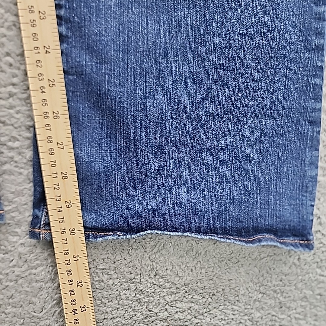 Picture 15 of 16