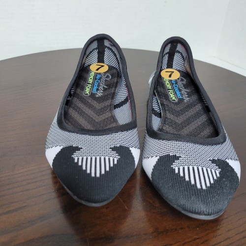 Skechers Size 7 M Black White Memory Foam Cleo Ballet Flat Slip On Flats