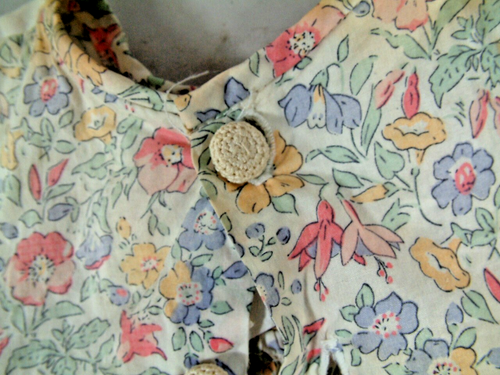 1950's Toddler Girl Dress with Flower Decoration All Cotton LOOK! - Picture 6 of 10