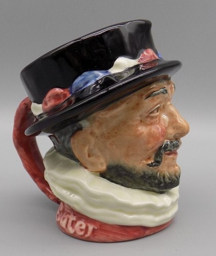 Jarra Toby Royal Doulton Beefeater 3 1/2" de colección principios de la marca 1930-1960 excelente - Imagen 7 de 11
