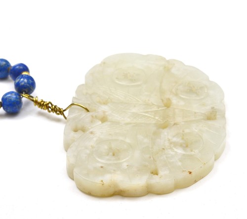 1900's Chinese White Jade Carved Moth Pendant Plaque Lapis Lazuli Bead Necklace - Picture 10 of 12