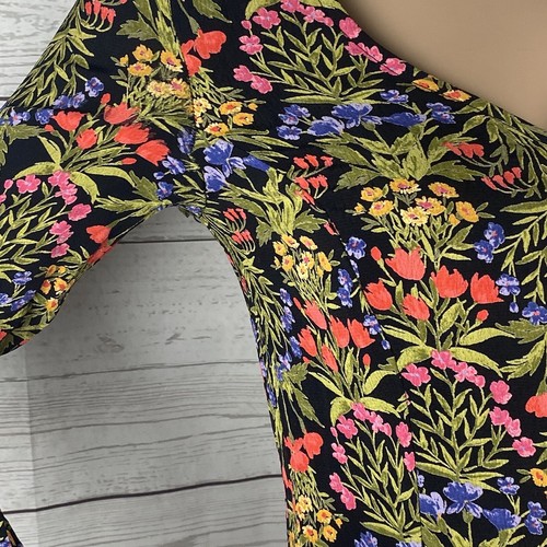 Old Navy Dress Size 2 XS Colorful Floral Bell Sleeve Short 100% Rayon V-Neck - Picture 5 of 12