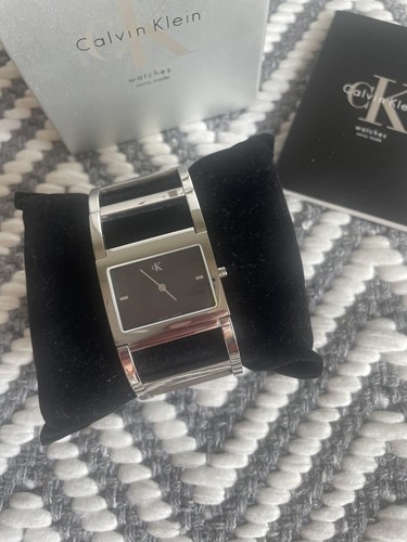 Ladies Watch, Genuine Calvin Klein, Never Worn New Condition. 1990’s In Silver - Picture 4 of 21