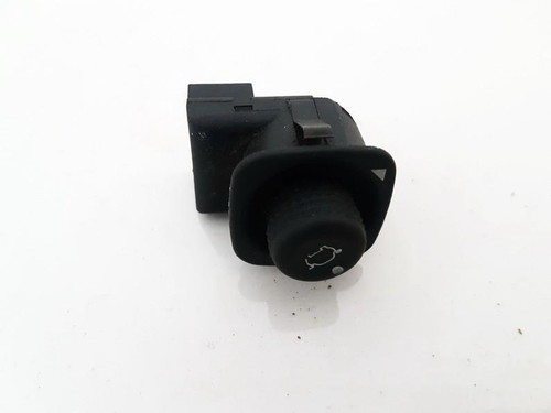 Ford Scorpio 1995 Wing mirror control switch (Exterior Mirror Swit #628265-43