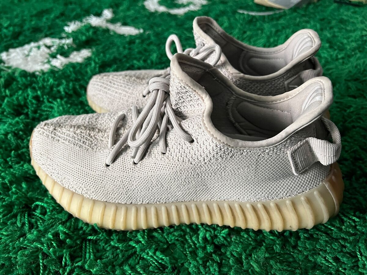 Harga nike yeezy original best sale