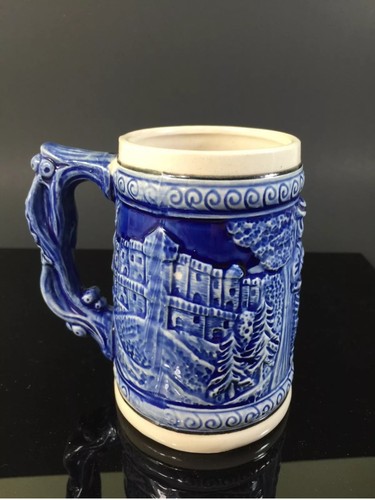 COLLECTIBLE HAND PAINTED PLYMOUTH-MASS AMERICAN HISTORY COFFEE MUG - Picture 2 of 4