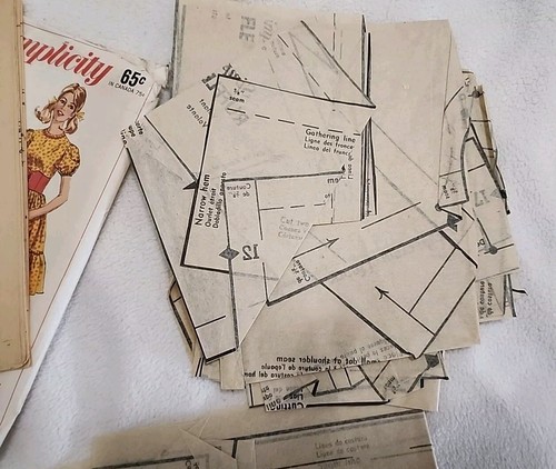 Simplicity Pattern 6832 Womens Size 10 Tiered Dress Waist Cincher Vintage Cut - Picture 7 of 7