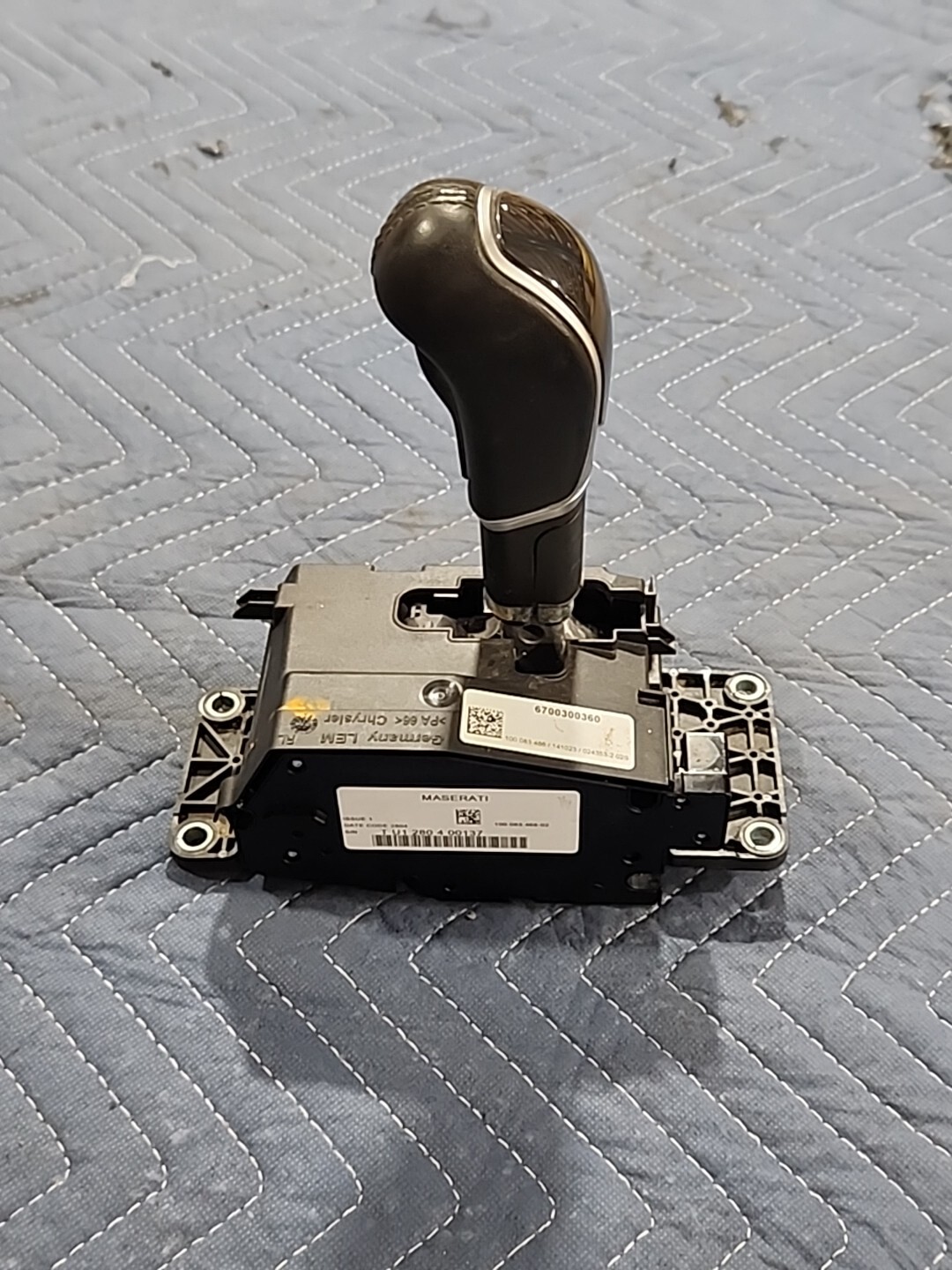 14-17 Maserati Ghibli M157 8 Speed 8HP70 Floor Shifter 6700300360 #83