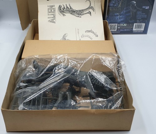ALIEN: ALIEN MODEL KITS MADE BY MPC IN 1979 & 2013 - Bild 8 von 12